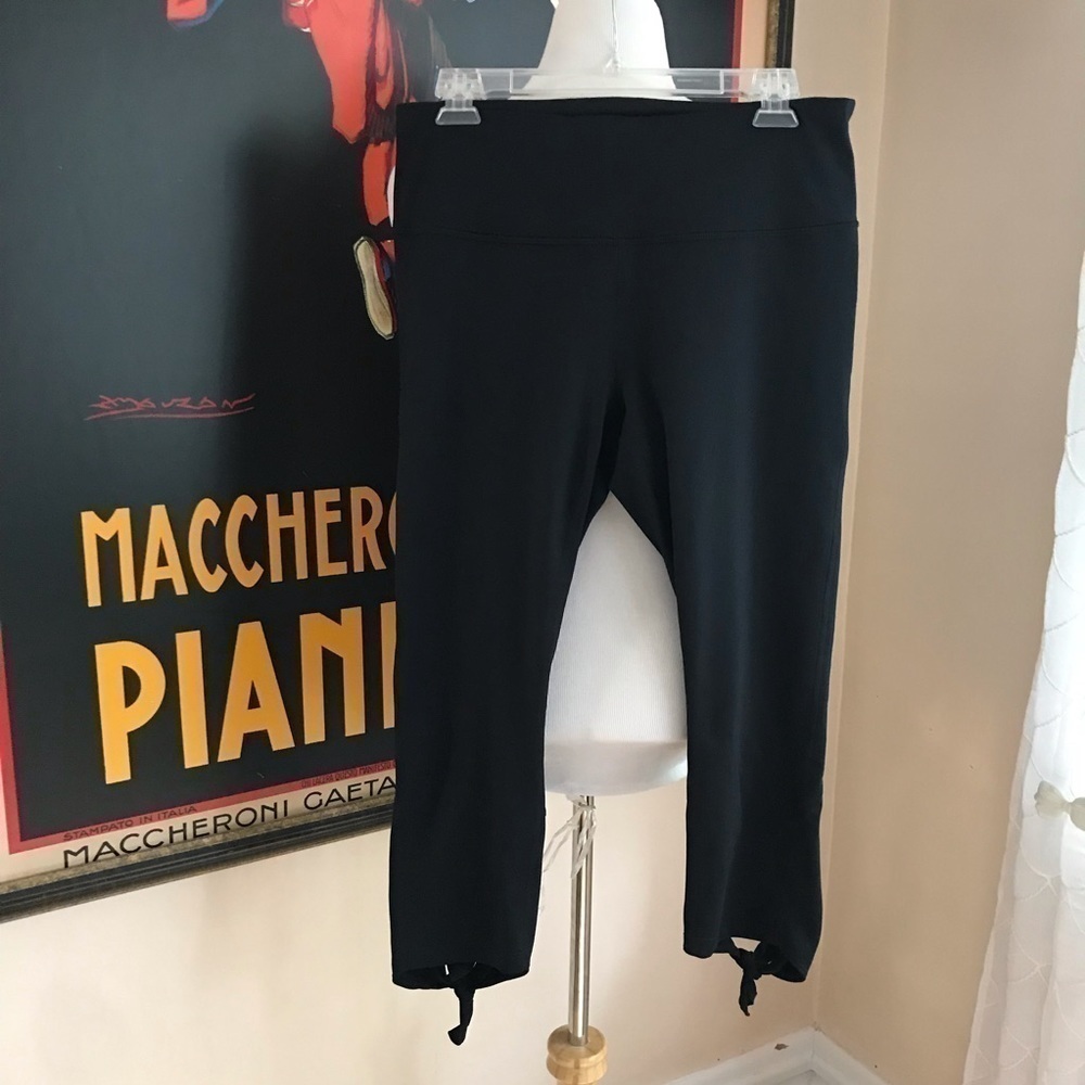 Z by Zella Tie Solid Back High Waist Capri Size Large